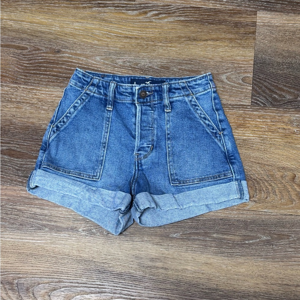 Hollister Blue Demin High-Rise Mom Short Jean Shorts
